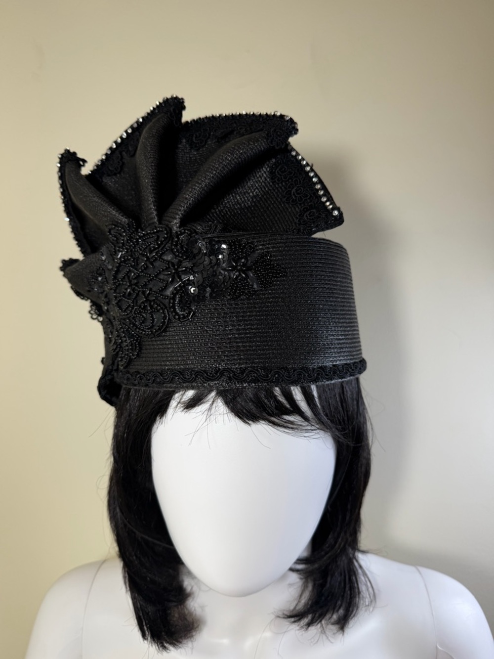 Black Decorative Women's Cocktail Hat with Floral Applique